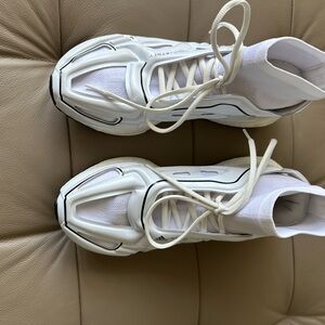 Women Adidas Stella Mc Cartney athletic shoes size 8.